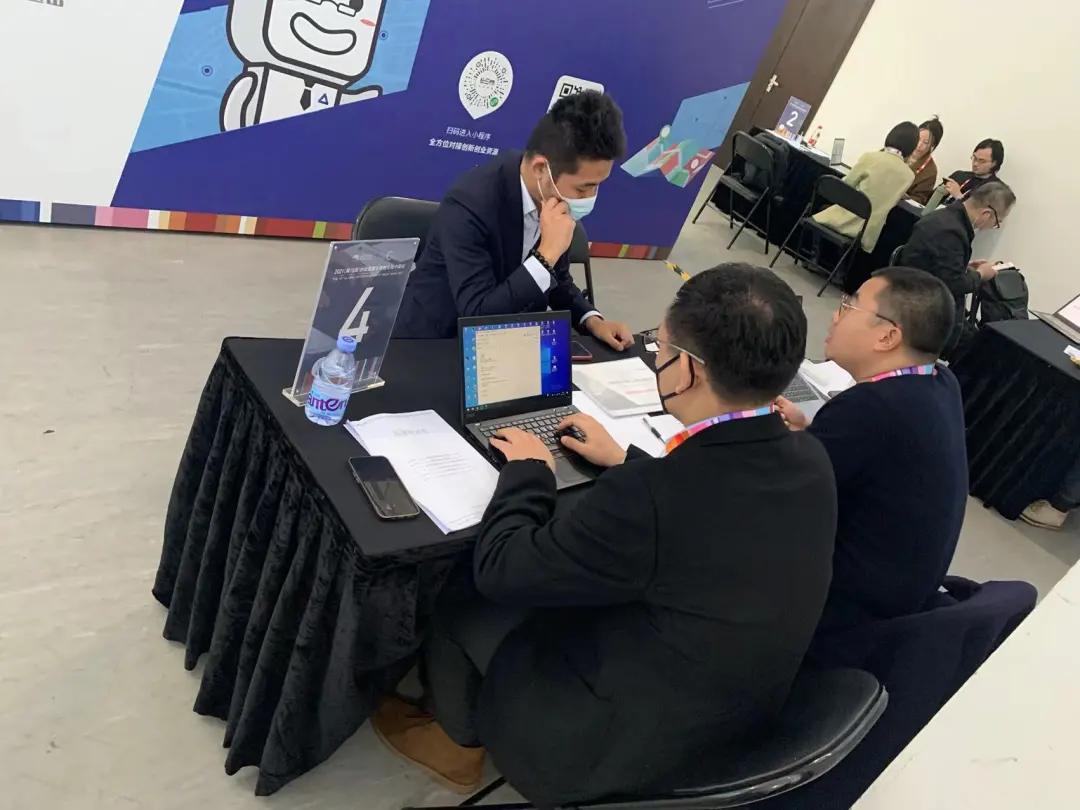 钛虎智能仿生手亮相2021全球创业周~