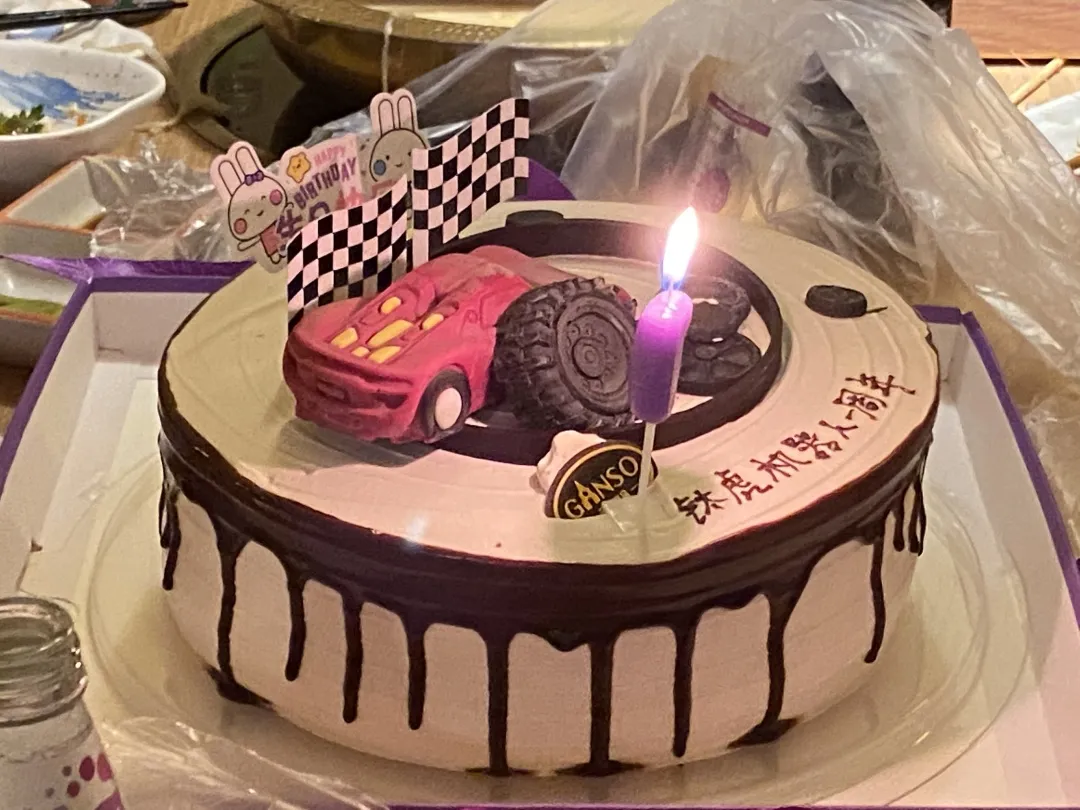 钛虎机器人一岁啦